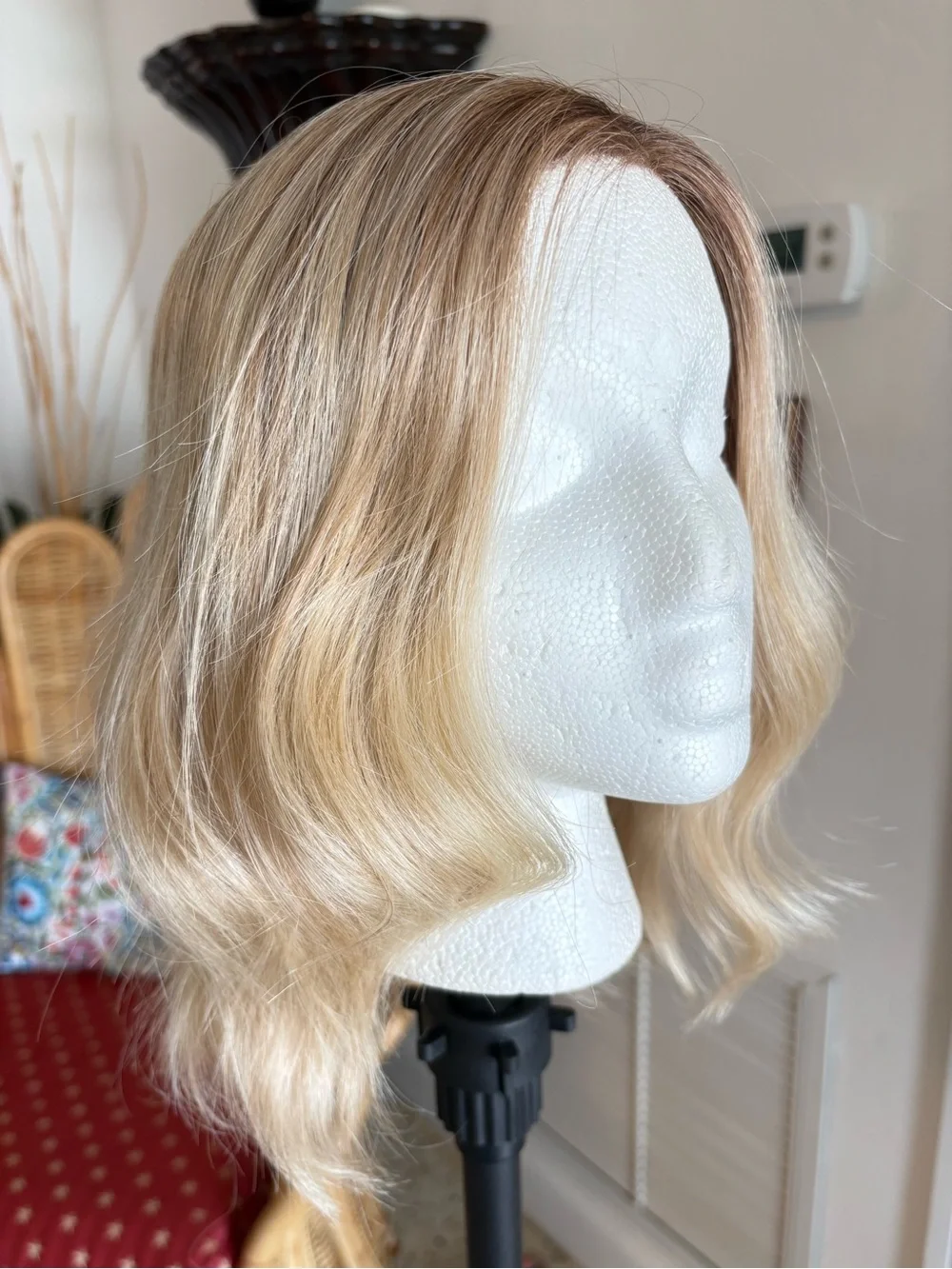 BELLE TRESS Biscotti Babe Blonde Rooted Heat Friendly Synthetic Wavy Wig.